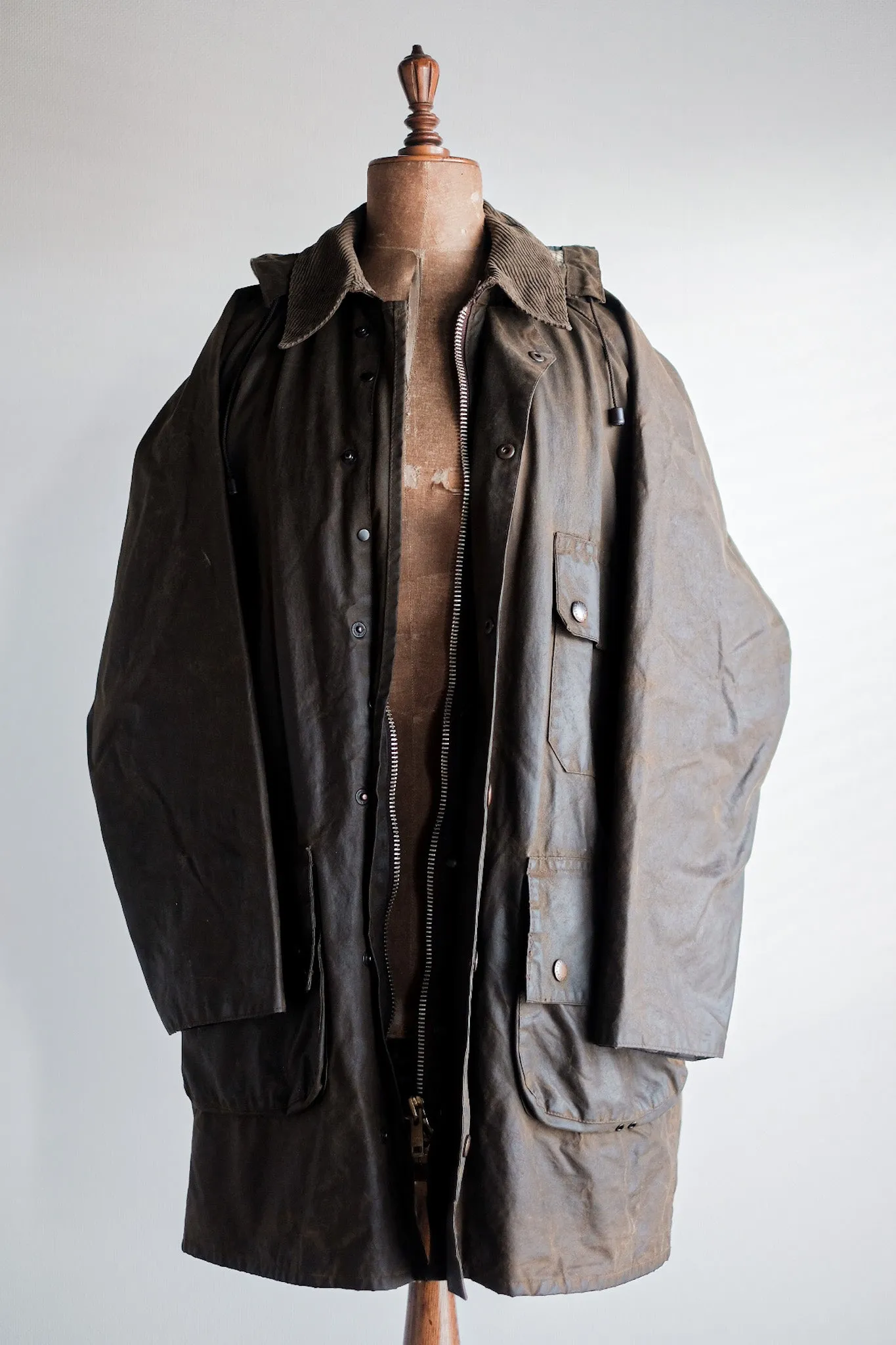 【~80's】Vintage Barbour "SOLWAY ZIPPER" With Hood 2 Crest Size.40