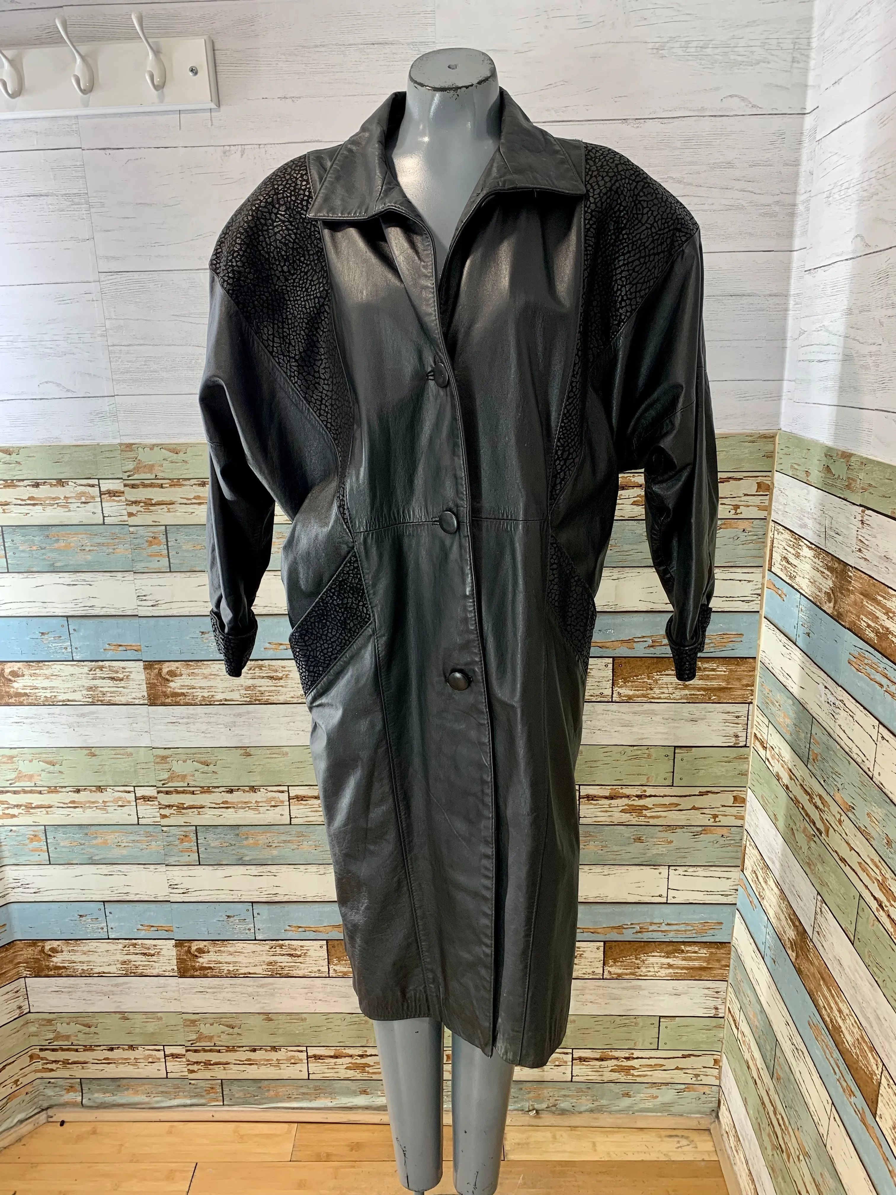 90’s Black Long Leather Coat with Textured Crackel