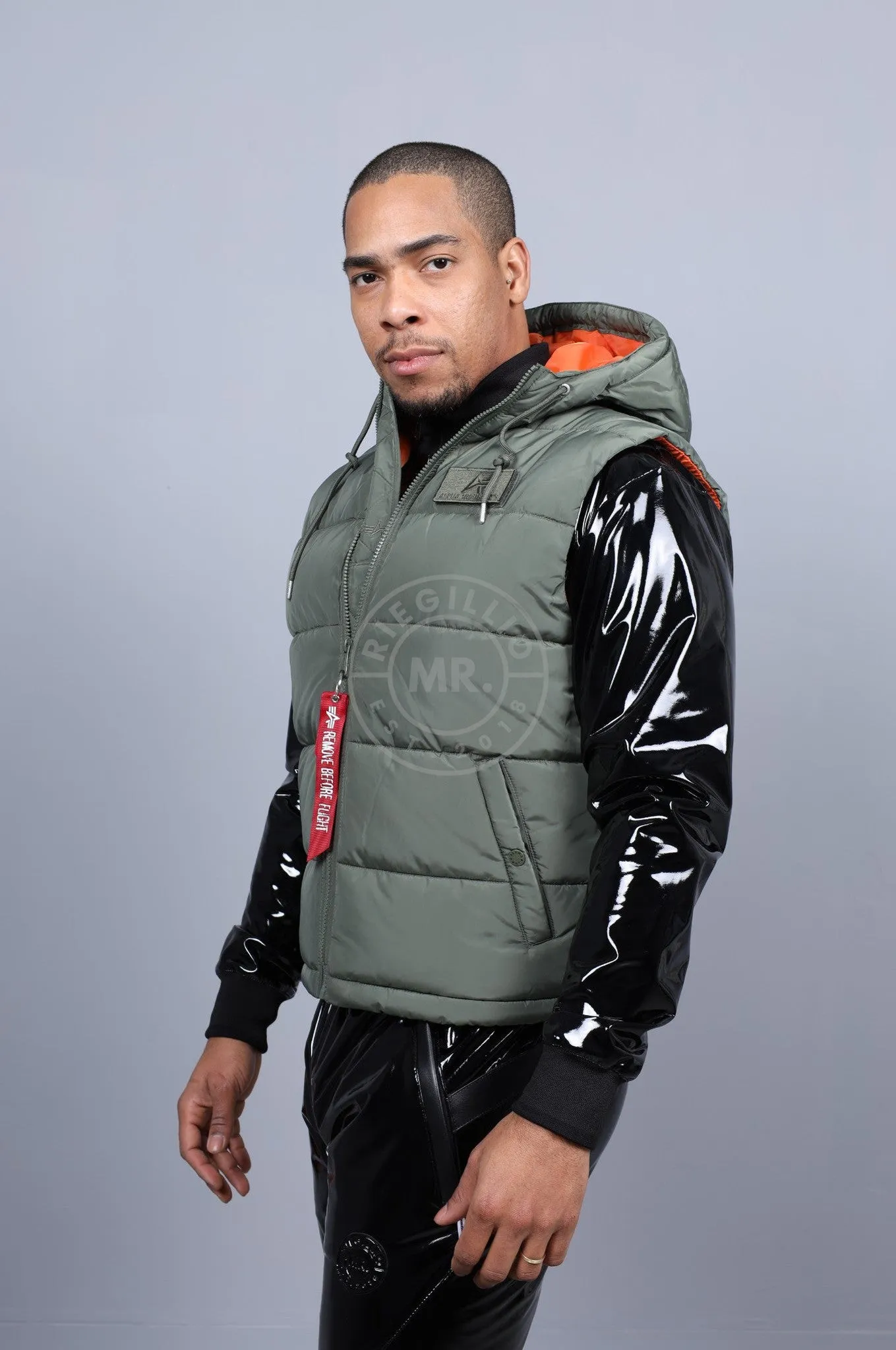 Alpha Industries Hooded Puffer Vest FD - Sage Green