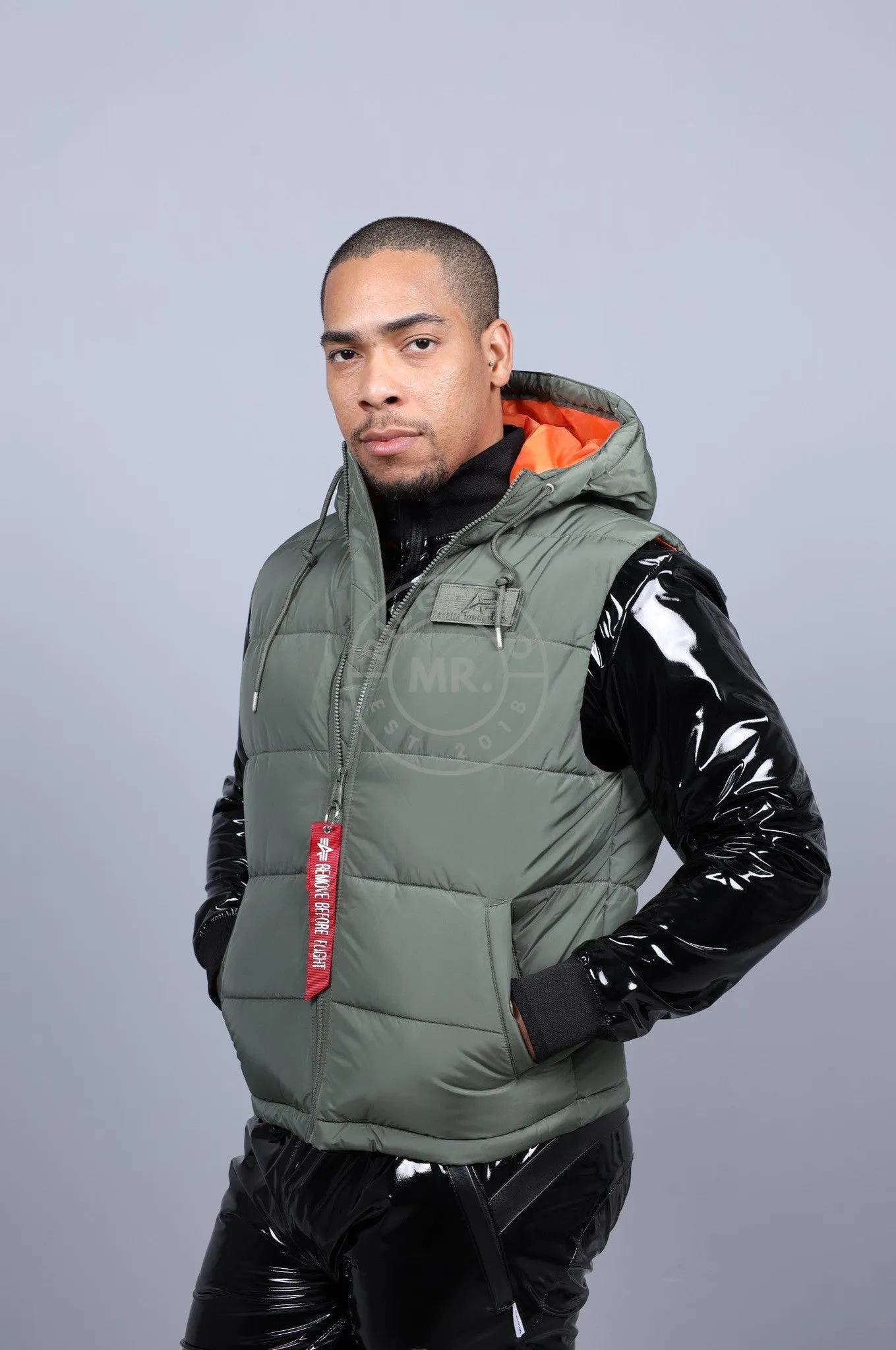 Alpha Industries Hooded Puffer Vest FD - Sage Green