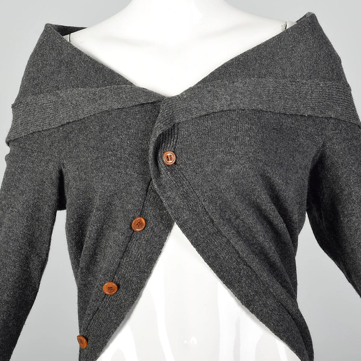 Comme des Garçons Fall 2002 Ready to Wear Gray Circle Cardigan